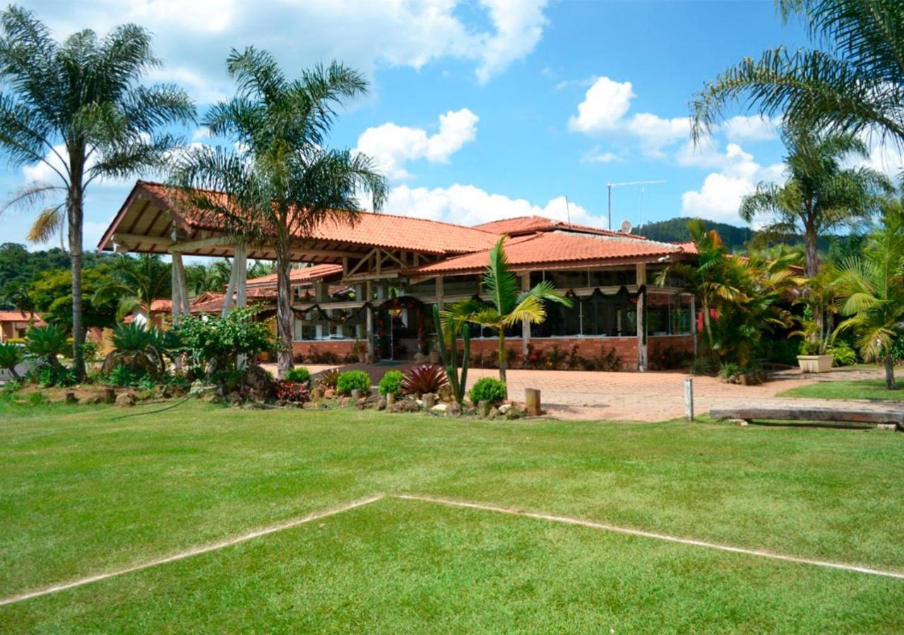 Hotel Fazenda Hipica Атибая Екстериор снимка